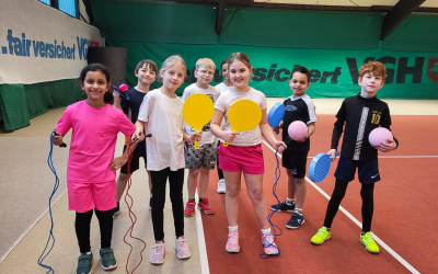 Materialspende des DSLV Niedersachsen an die Grundschule Mühlenweg in Hannover Misburg